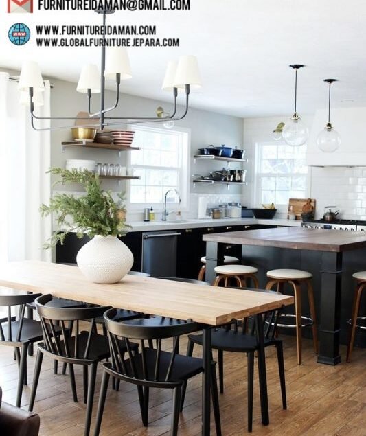 Set Kursi  Makan  Scandinavian Hitam  Furniture Idaman